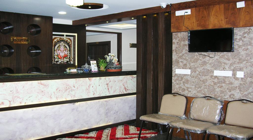 Sri Kapileswara Residency Hotel Tirupati Exterior foto