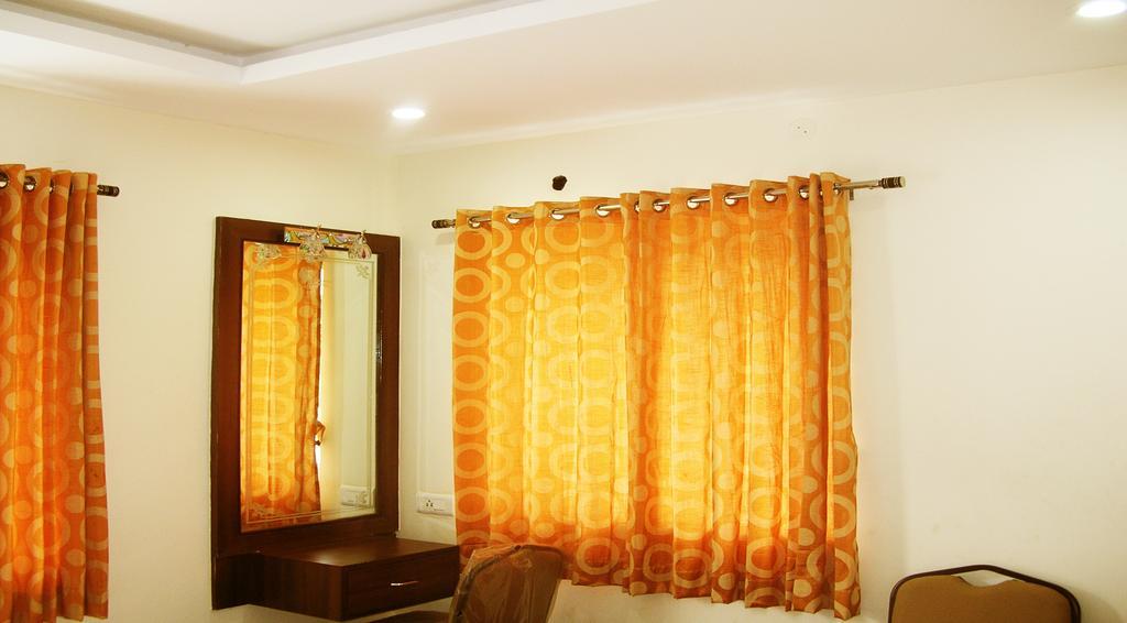 Sri Kapileswara Residency Hotel Tirupati Exterior foto