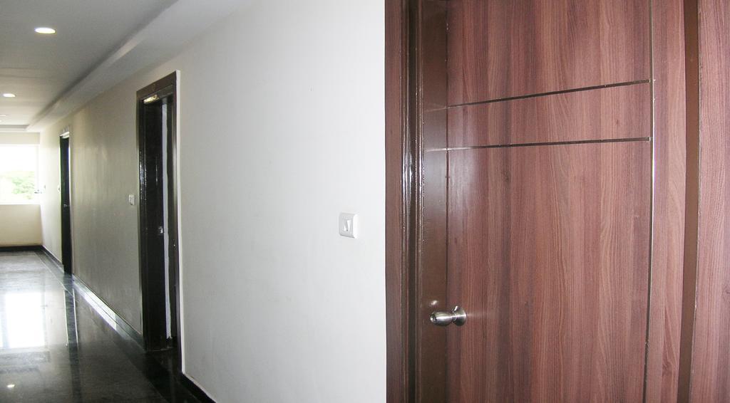 Sri Kapileswara Residency Hotel Tirupati Exterior foto