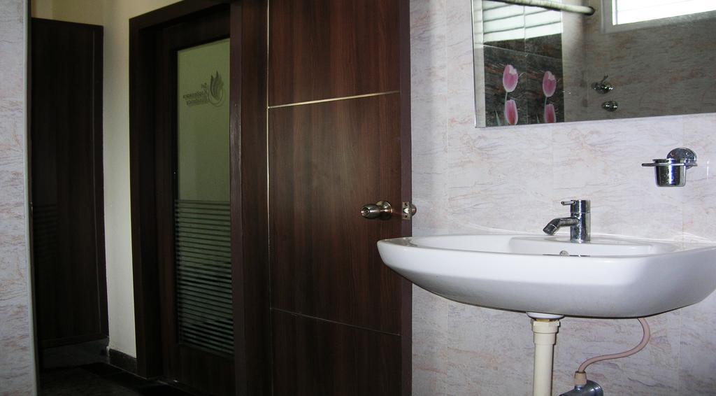 Sri Kapileswara Residency Hotel Tirupati Cameră foto
