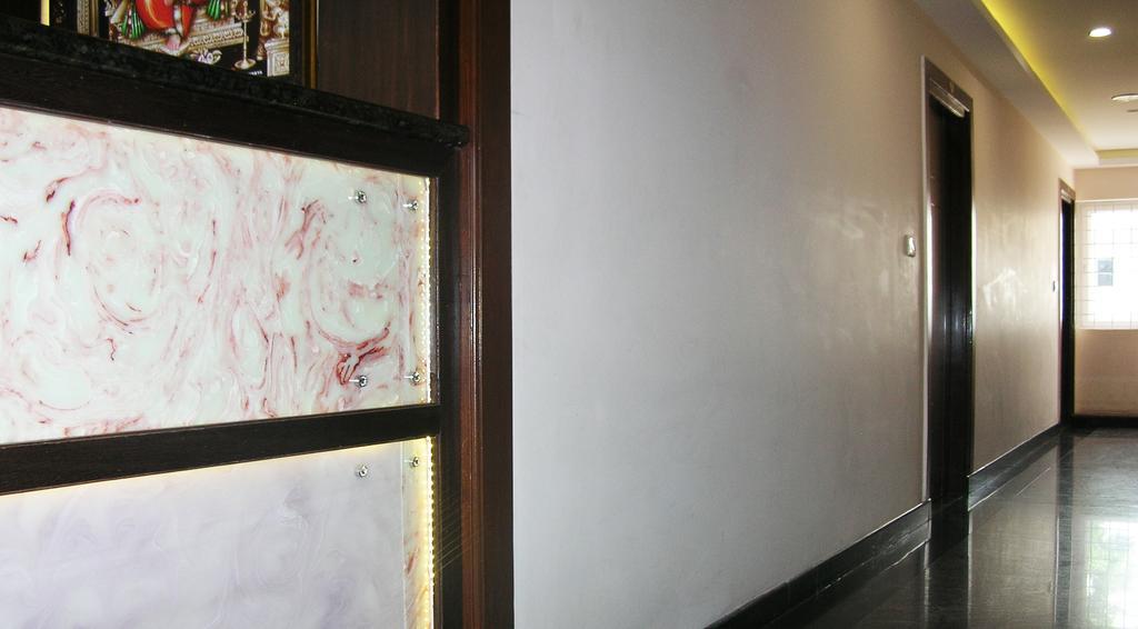 Sri Kapileswara Residency Hotel Tirupati Exterior foto